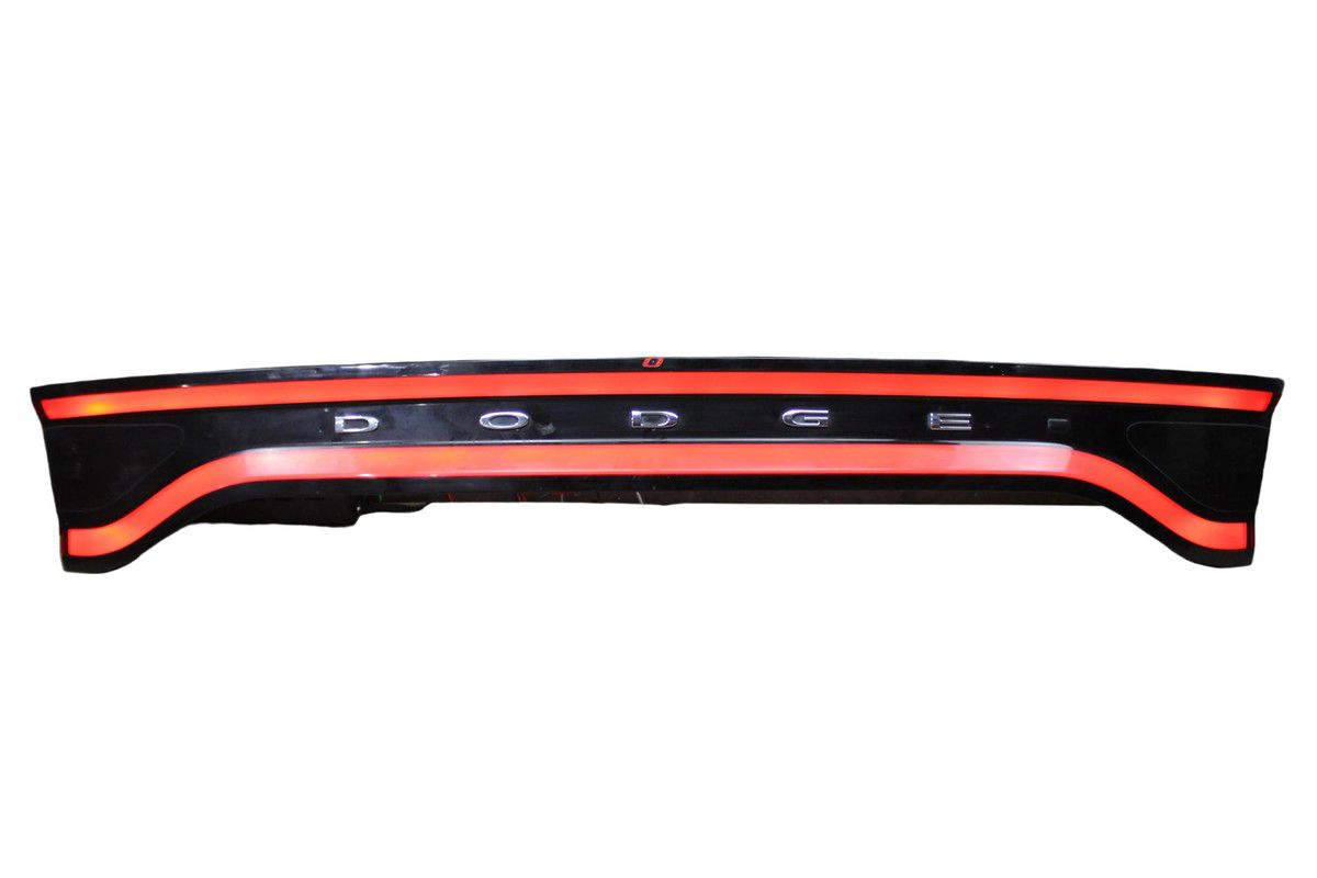 DODGE CHARGER TRUNK LID CENTER TAILLIGHT TAIL LIGHT LAMP